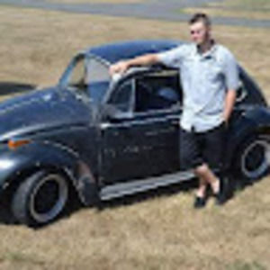 Meet your Posher, Zachary